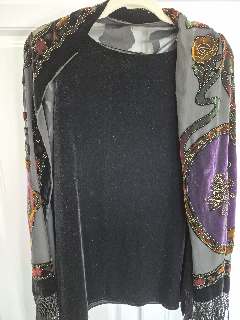 Chico's Black Velvet Sleeveless Top Large, 60" Multicolor Velvet Floral Shawl